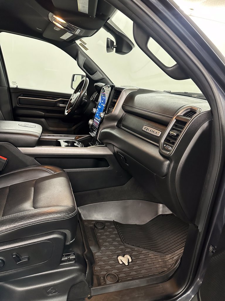 Used 2020 RAM 1500 Rebel AWD/4WD image 39