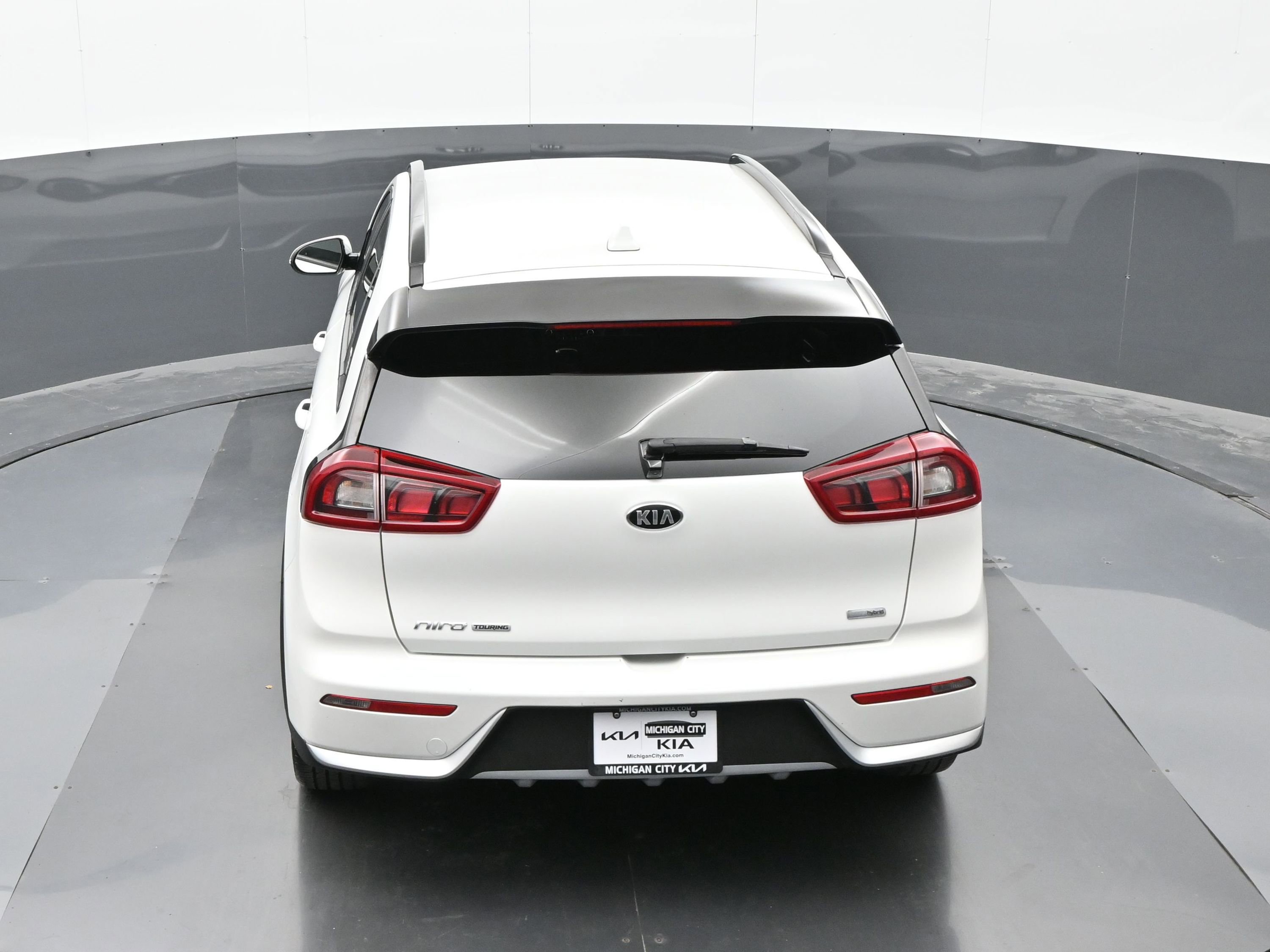 Used 2019 Kia Niro S Touring image 35