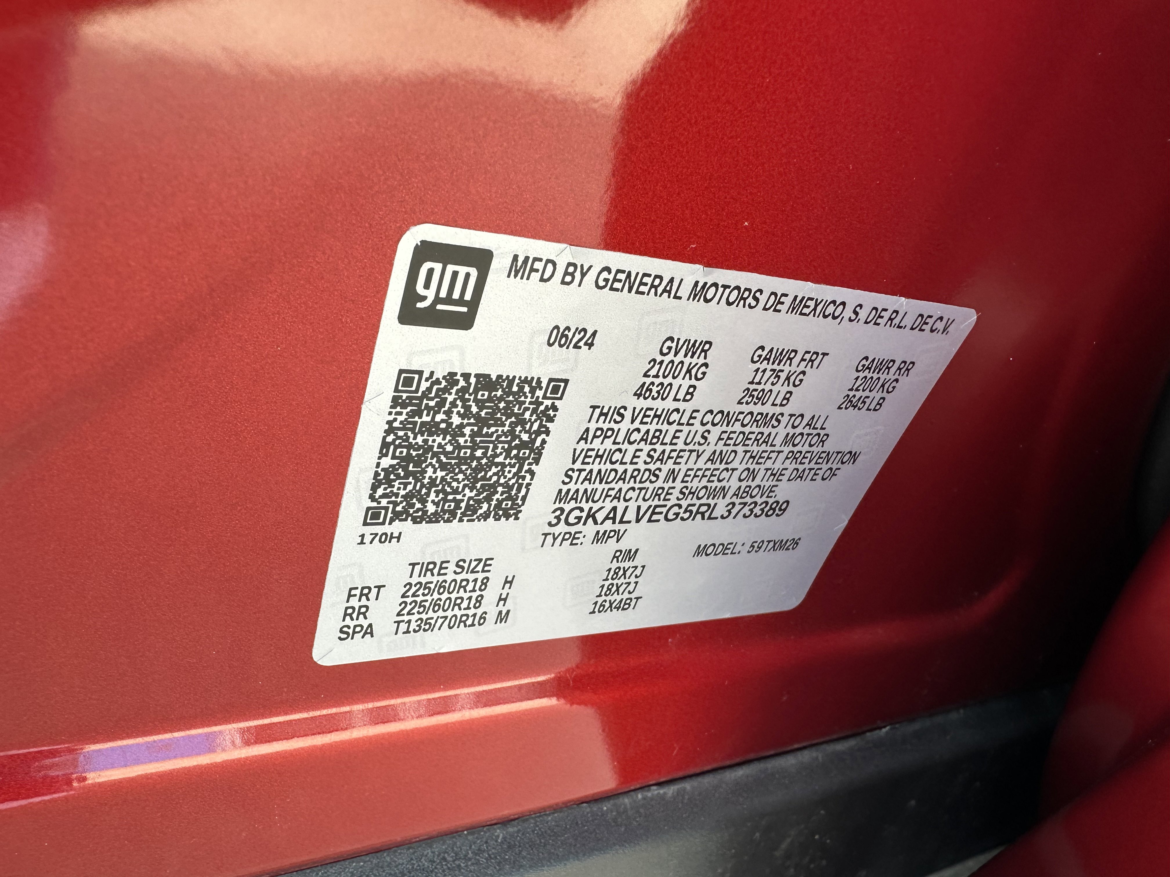 Used 2024 GMC Terrain SLT w/ Infotainment Package II image 13