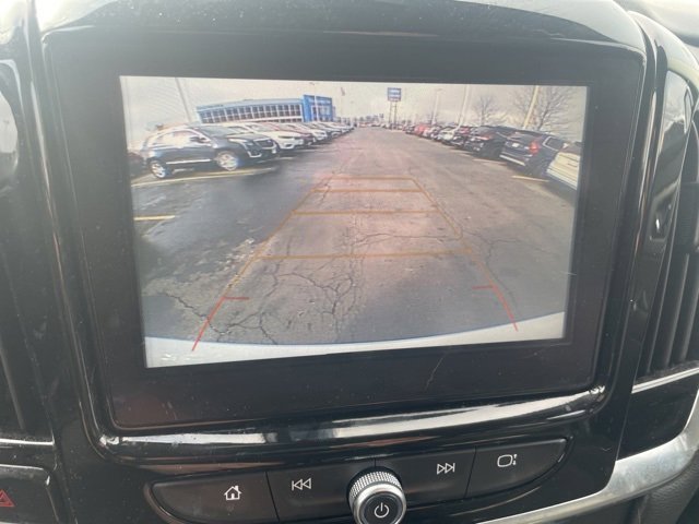 Used 2019 Chevrolet Traverse LT image 11