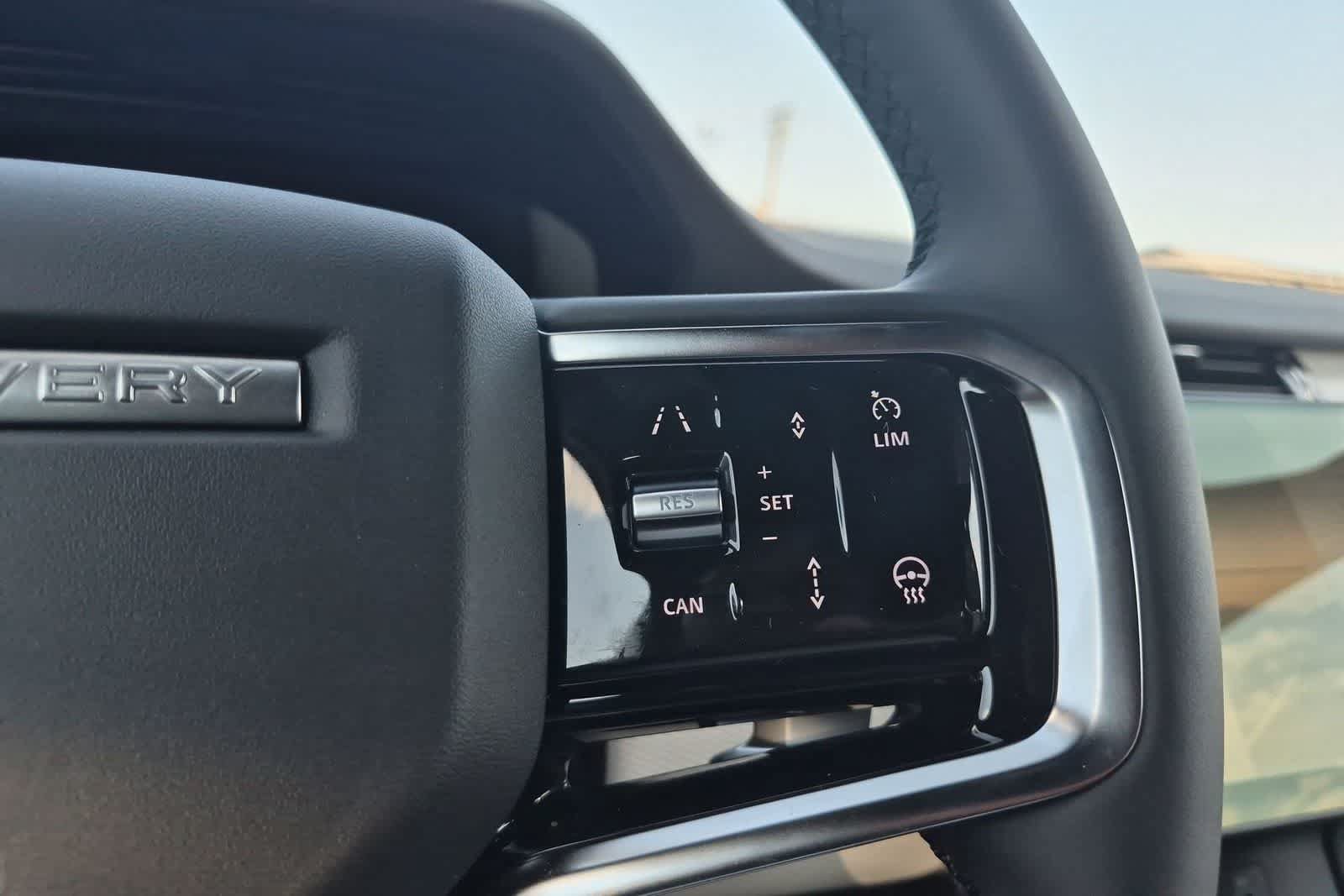New 2026 Land Rover Discovery Sport Landmark AWD/4WD image 25