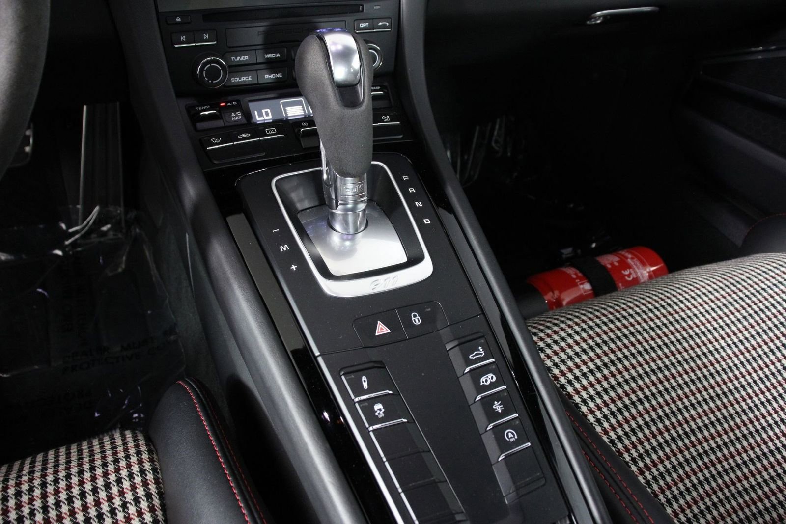 Certified 2019 Porsche 911 Carrera T RWD image 30