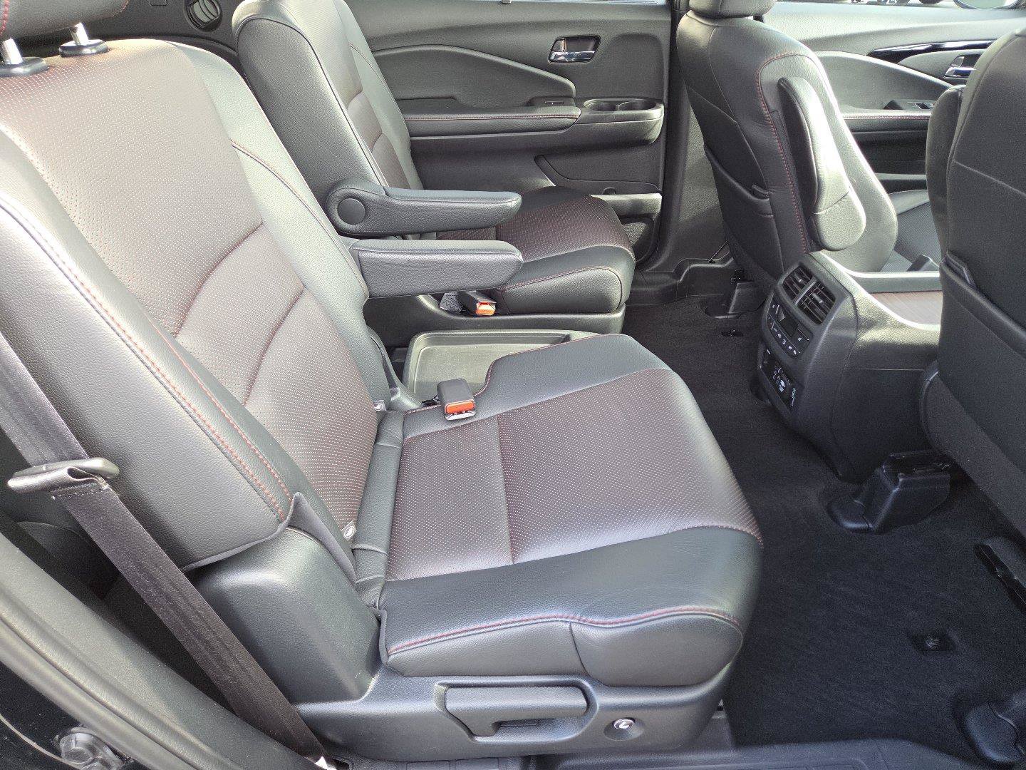 Used 2021 Honda Pilot Black Edition image 18