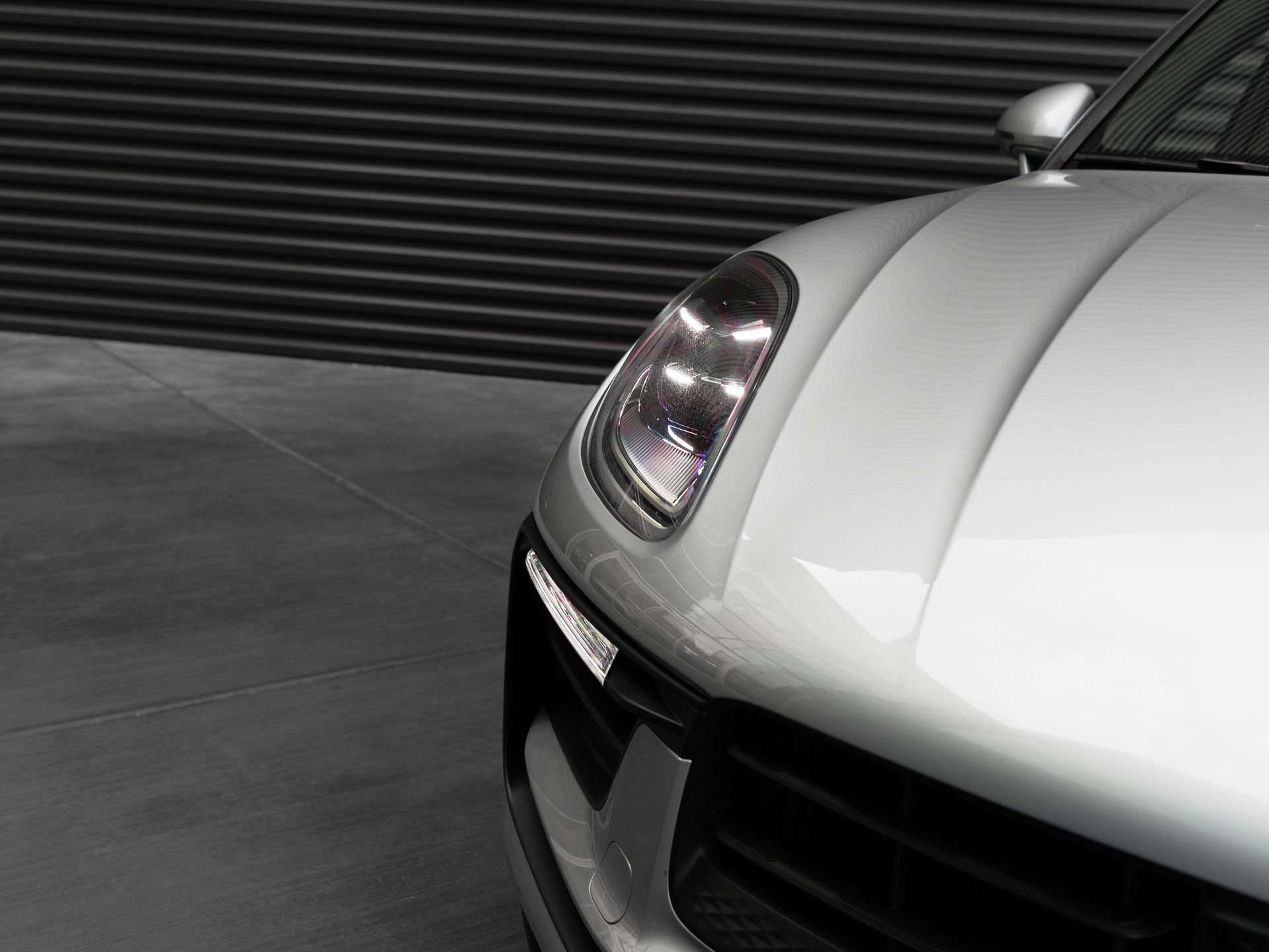 Certified 2026 Porsche Macan AWD/4WD image 37