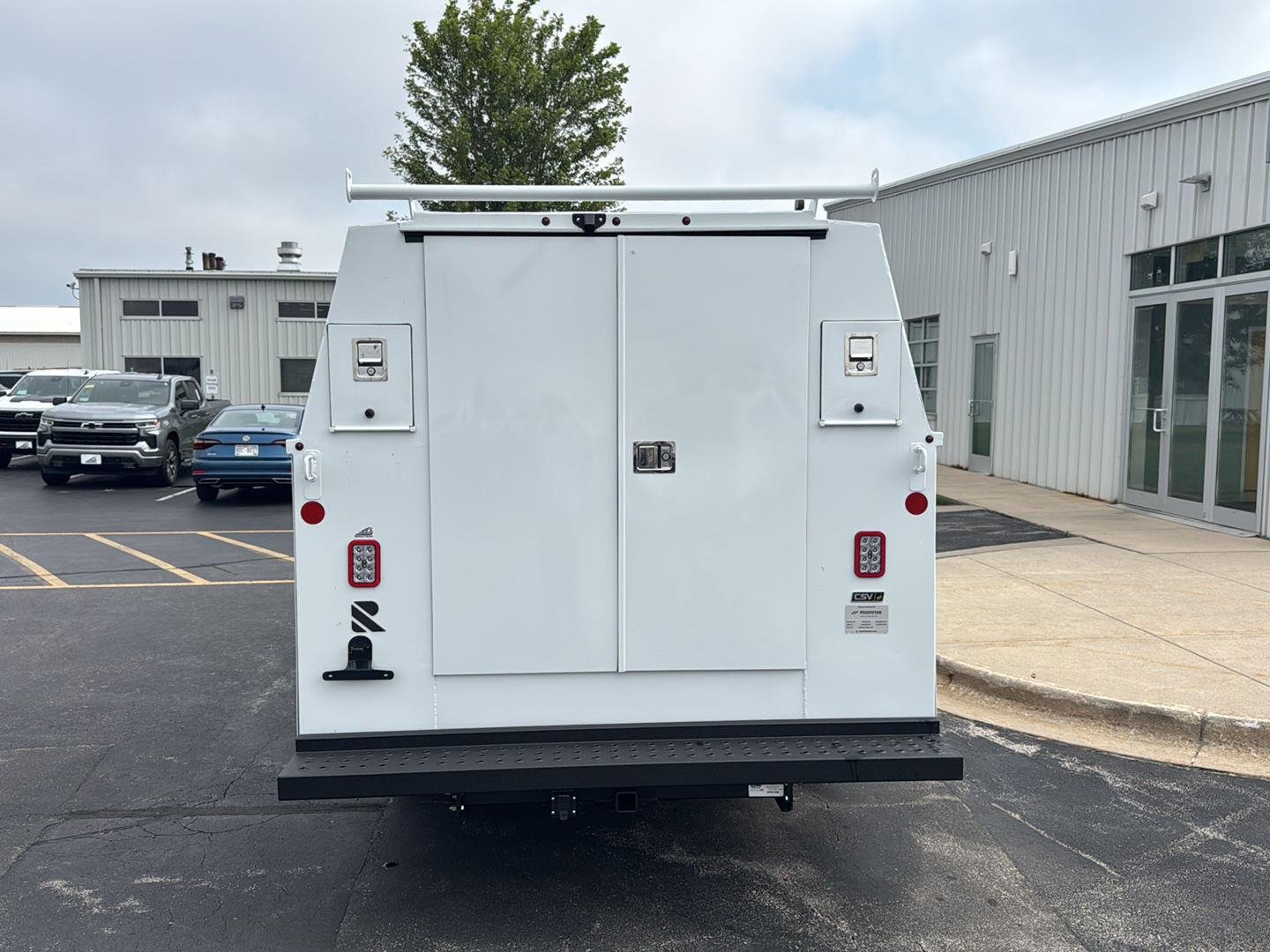 New 2026 Chevrolet Express 3500 w/ Power Convenience Package RWD image 4