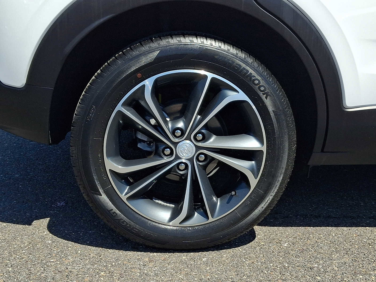 Certified 2023 Buick Encore GX Select AWD/4WD image 8