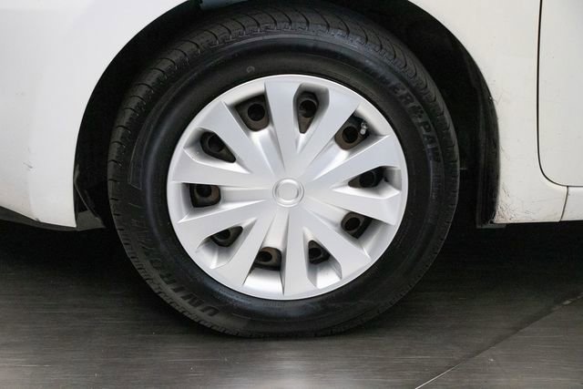 Used 2016 Nissan Versa Note SV image 8