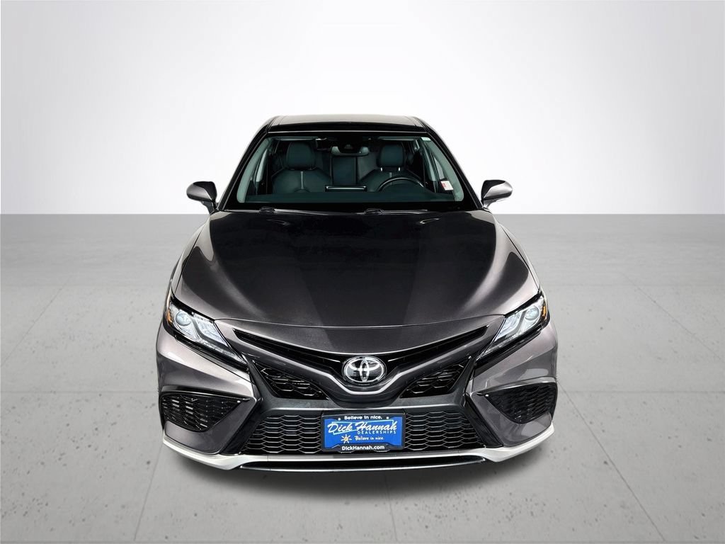 Used 2024 Toyota Camry XSE FWD image 3