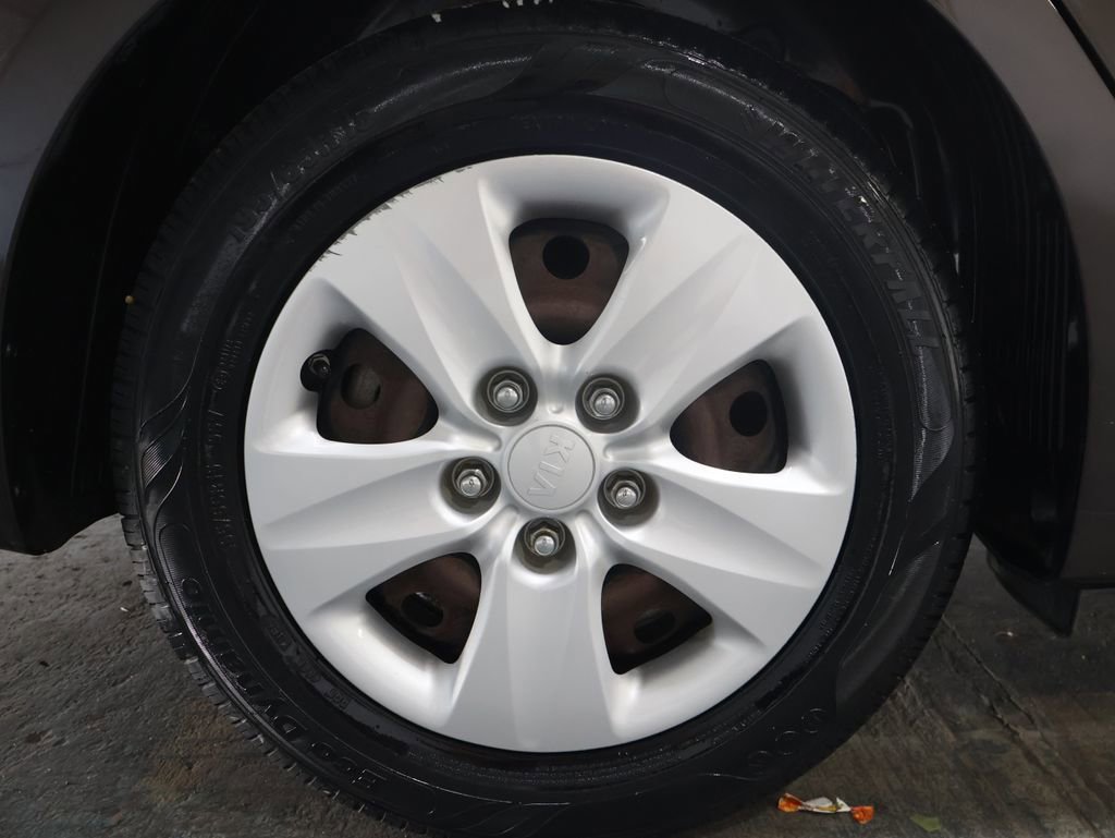 Used 2018 Kia Forte LX image 36