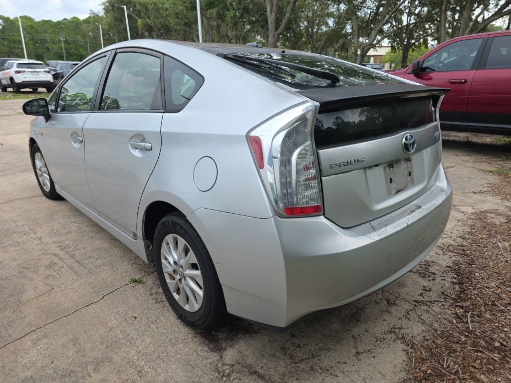 Used 2012 Toyota Prius Prime Plug-In Hybrid FWD image 3