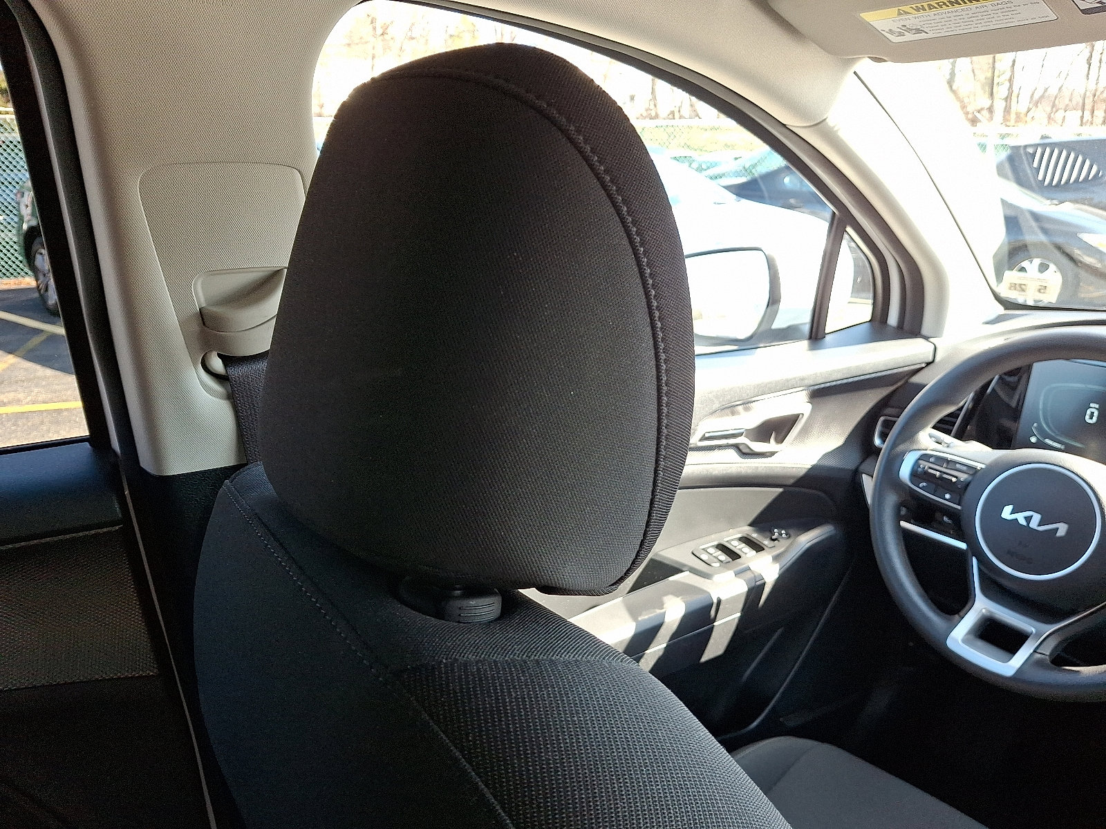 Used 2023 Kia Sportage LX image 13