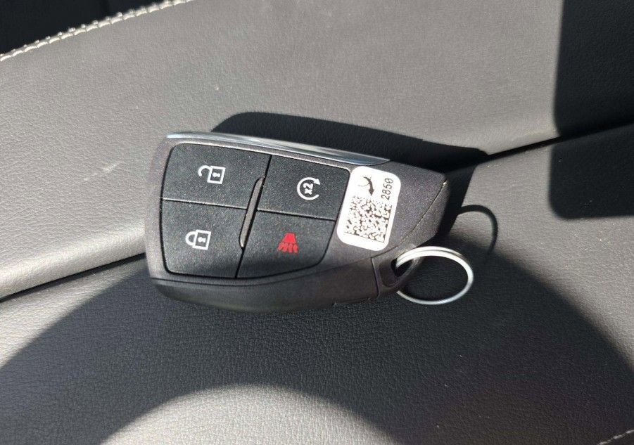 Used 2025 Buick Envision Preferred image 7