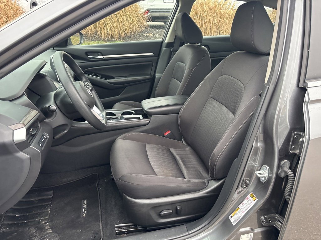 Used 2023 Nissan Altima 2.5 SV image 7