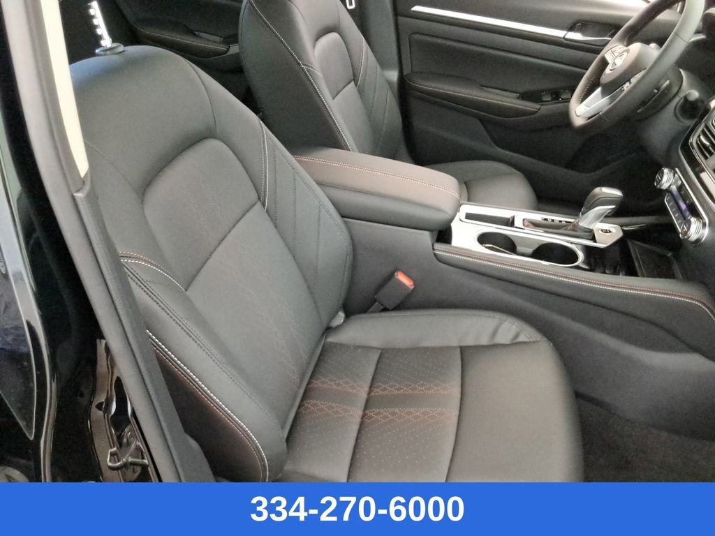 New 2025 Nissan Altima 2.5 SR image 16