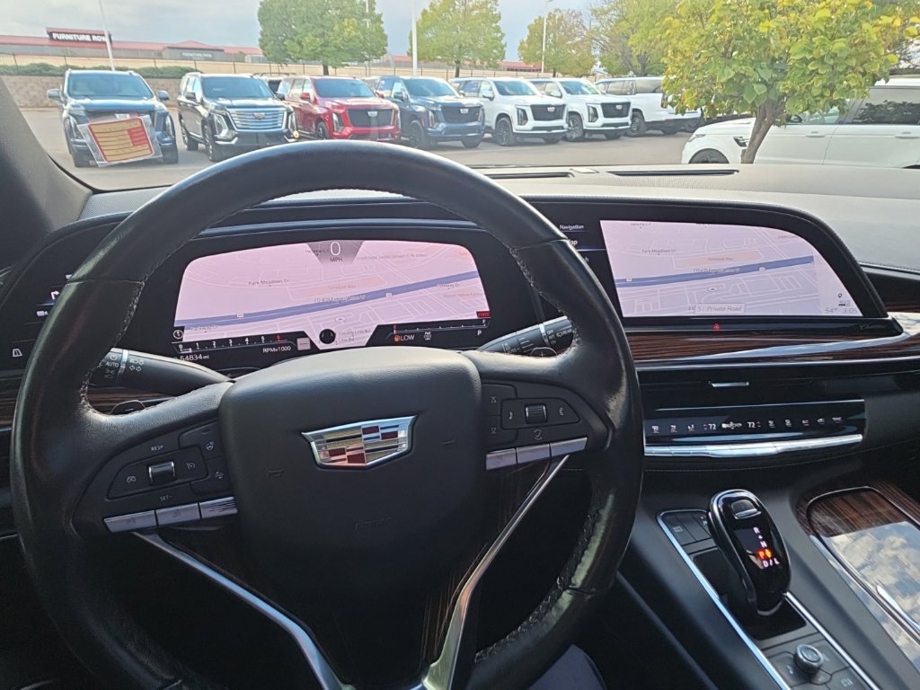 Used 2021 Cadillac Escalade Premium Luxury AWD/4WD image 27