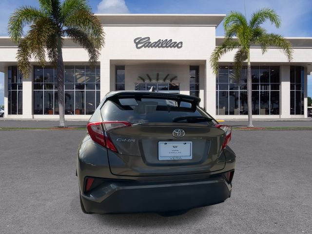 Used 2021 Toyota C-HR XLE image 12