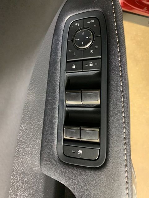 Used 2025 Lexus RX 350 Premium w/ Convenience Package image 17