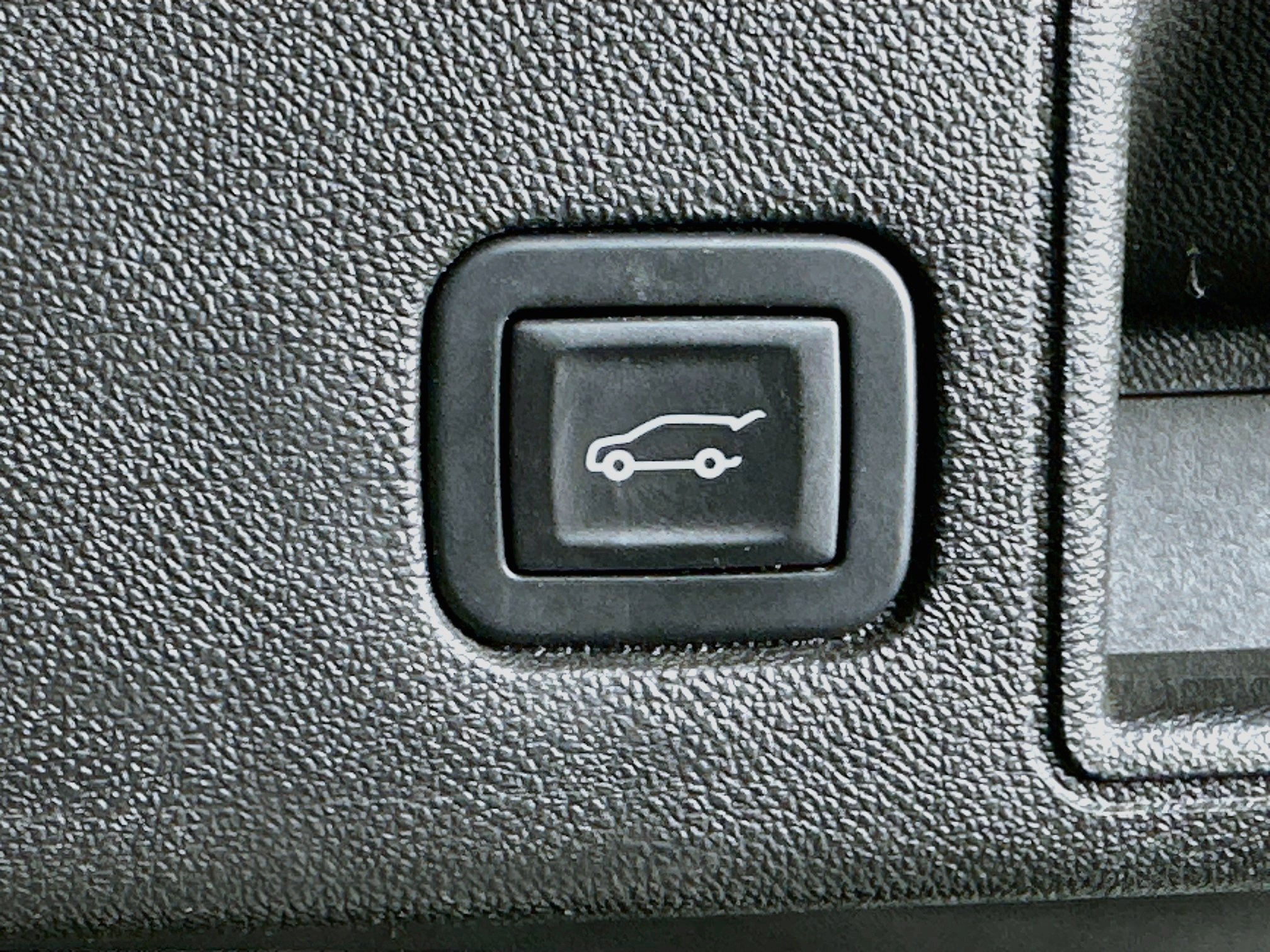 Used 2018 GMC Terrain Denali w/ Driver Alert Package II FWD image 30