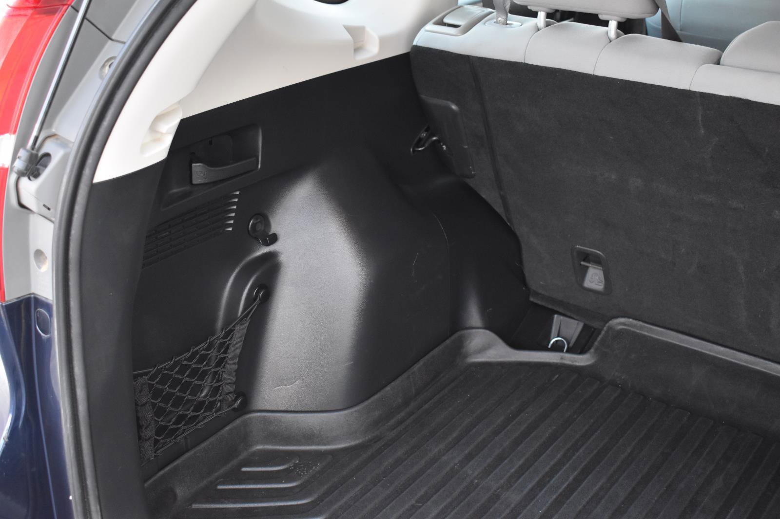 Used 2015 Honda CR-V LX image 36