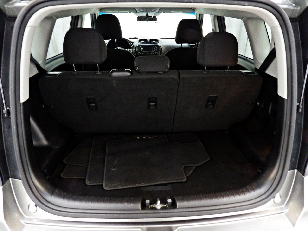 Used 2017 Kia Soul FWD image 13