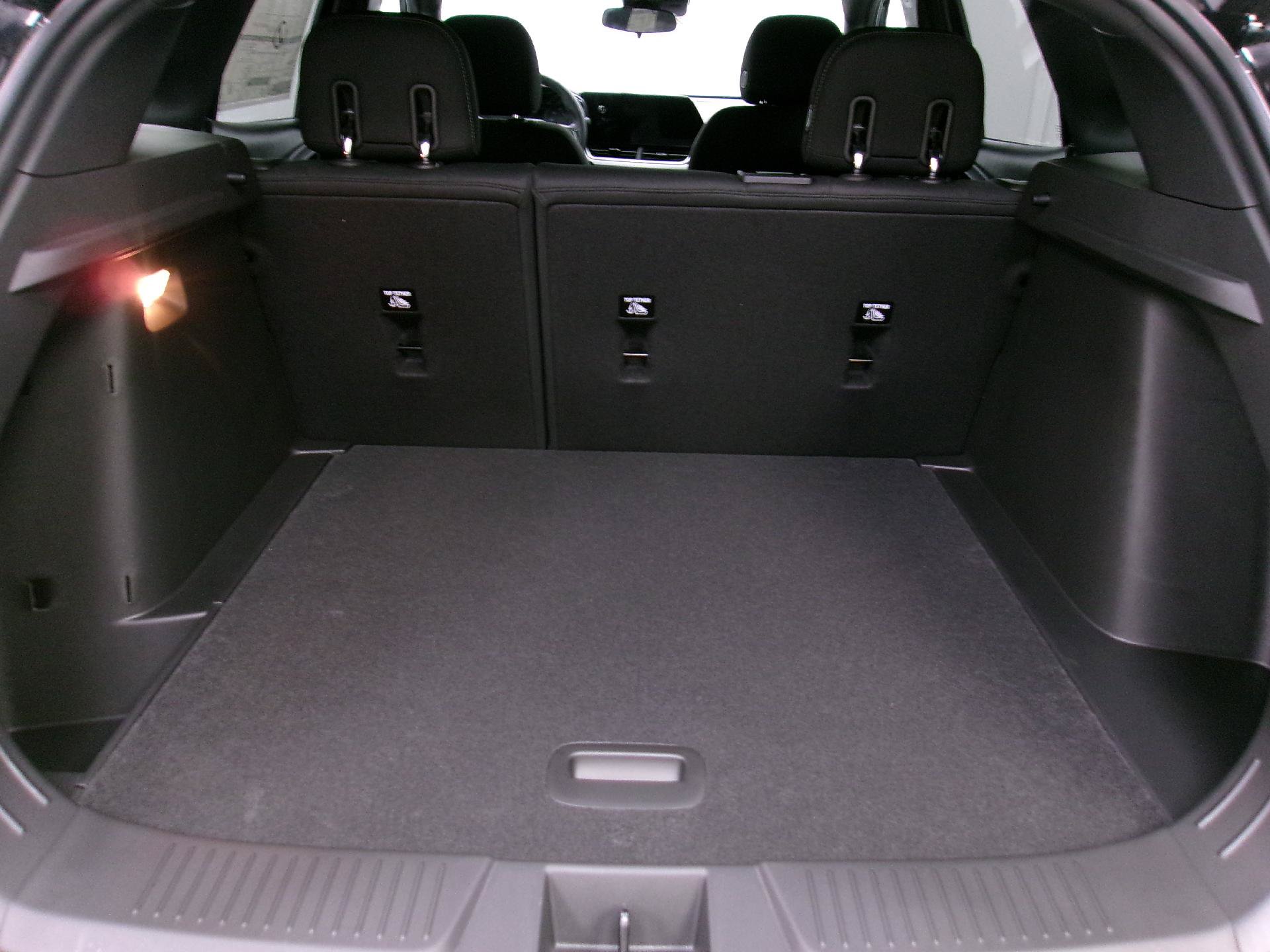 New 2026 Chevrolet Trax RS w/ Sunroof Package FWD image 11