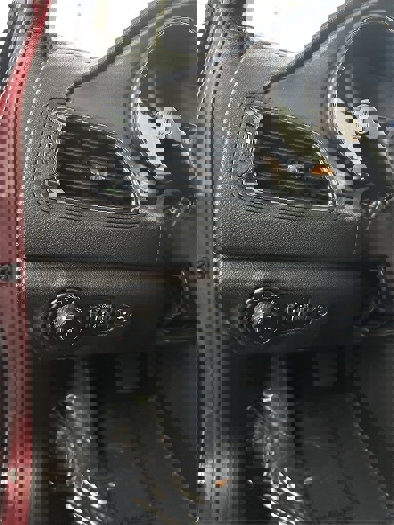 Used 2016 Chrysler 200 S w/ Navigation & Sound Group I image 15