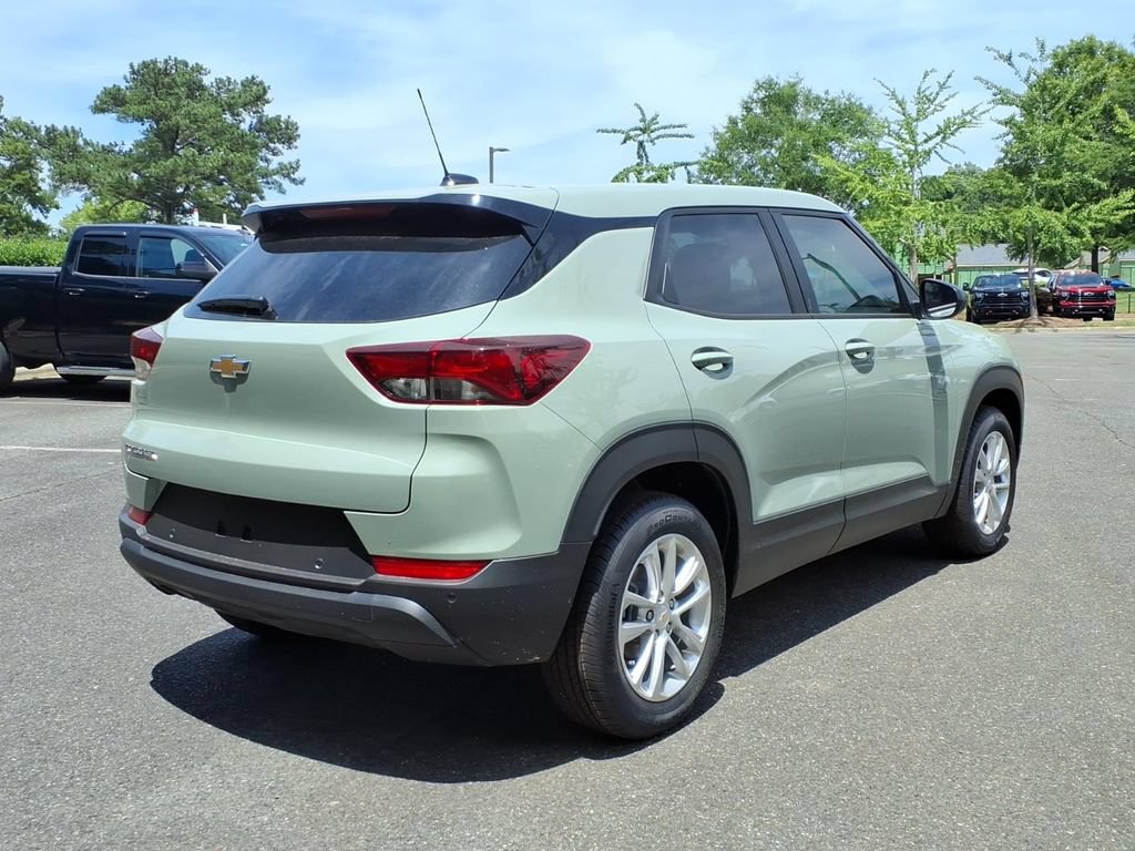New 2026 Chevrolet TrailBlazer LS w/ LS Convenience Package FWD image 30