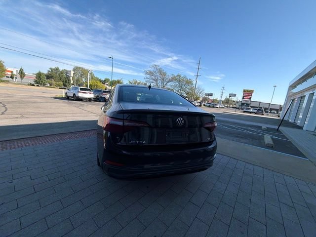 Used 2023 Volkswagen Jetta SE w/ Panoramic Sunroof Package FWD image 14