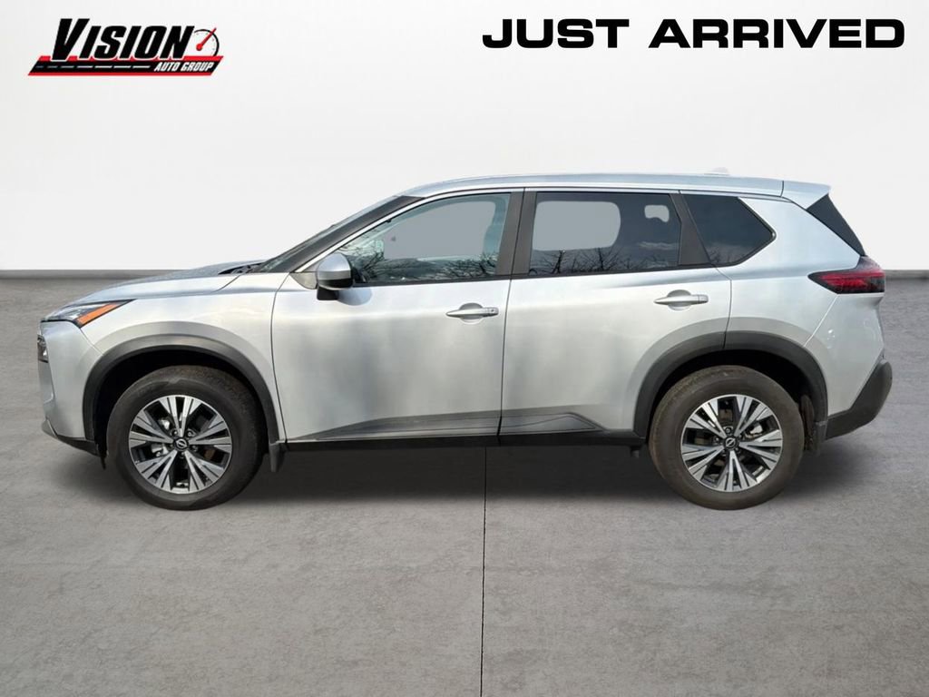Used 2023 Nissan Rogue SV image 8