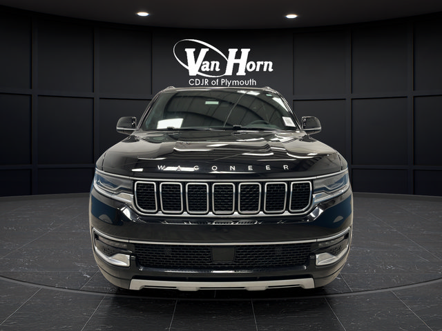 Used 2023 Jeep Wagoneer Series II AWD/4WD image 2