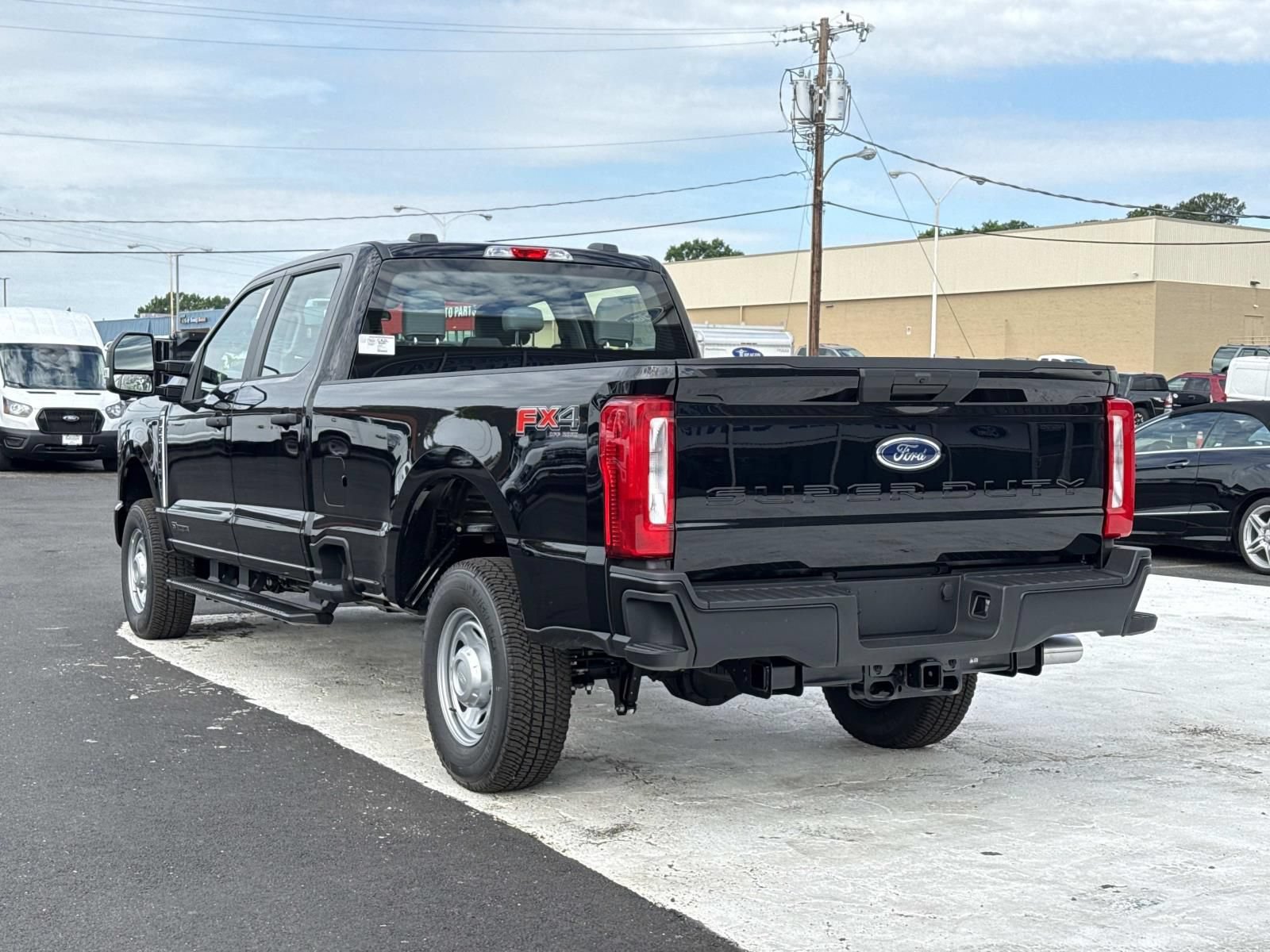 New 2026 Ford F250 XL w/ XL Driver Assist Package AWD/4WD image 5