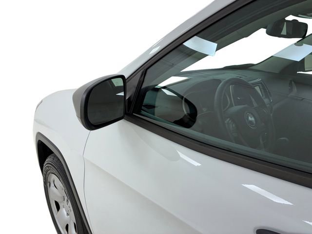 Used 2016 Jeep Cherokee Sport w/ Safety Group image 10