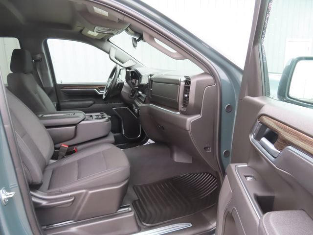 Used 2025 Chevrolet Silverado 1500 LT AWD/4WD image 23