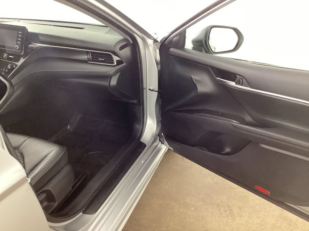 Used 2024 Toyota Camry SE FWD image 23