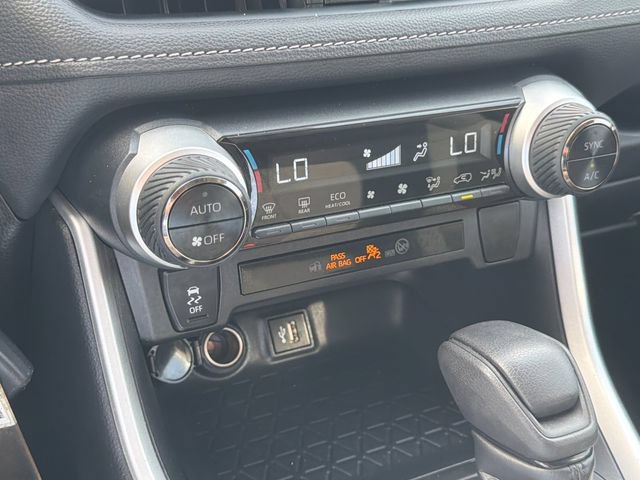 Certified 2025 Toyota RAV4 LE AWD/4WD image 21