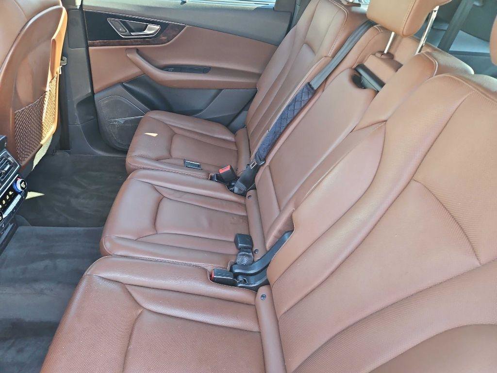 Used 2019 Audi Q7 3.0T Prestige w/ Prestige Package image 11