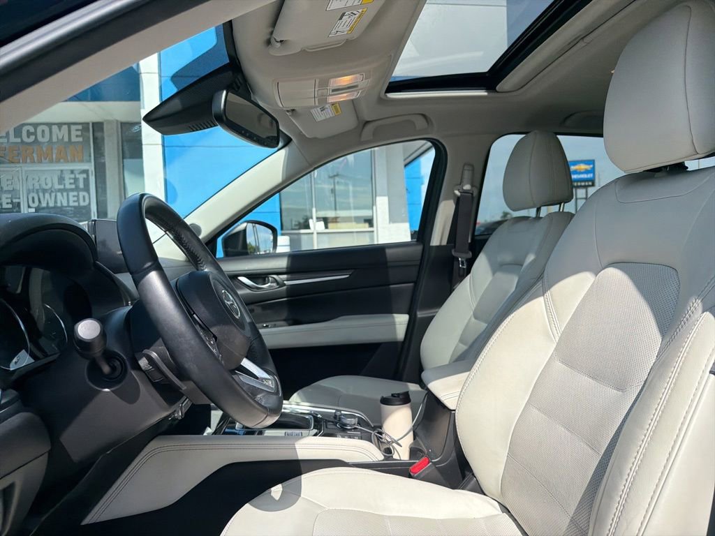 Certified 2022 MAZDA CX-5 AWD 2.5 S w/ Premium Plus Pkg image 2