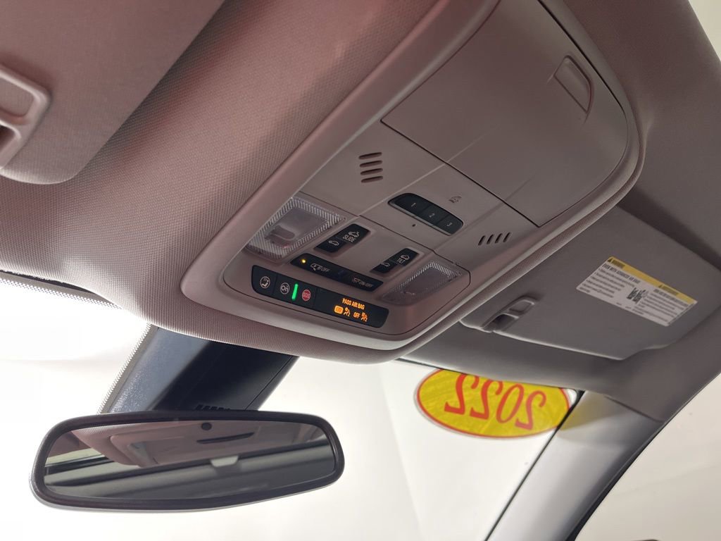 Used 2022 GMC Acadia AT4 w/ Technology Package image 27