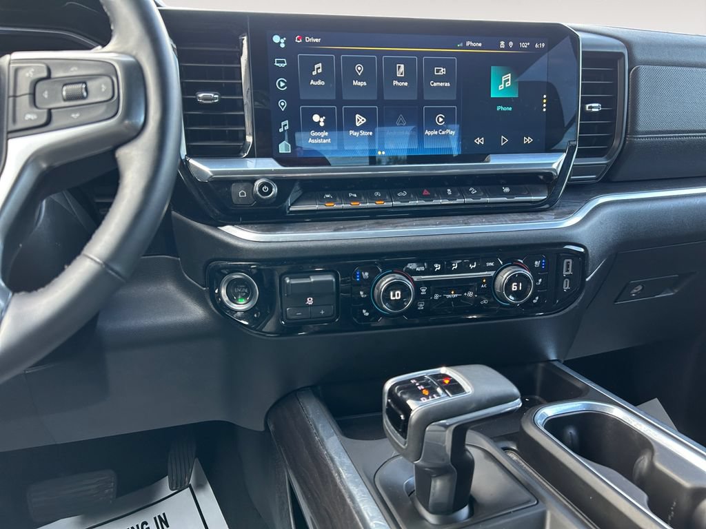 Used 2024 Chevrolet Silverado 1500 LTZ AWD/4WD image 11