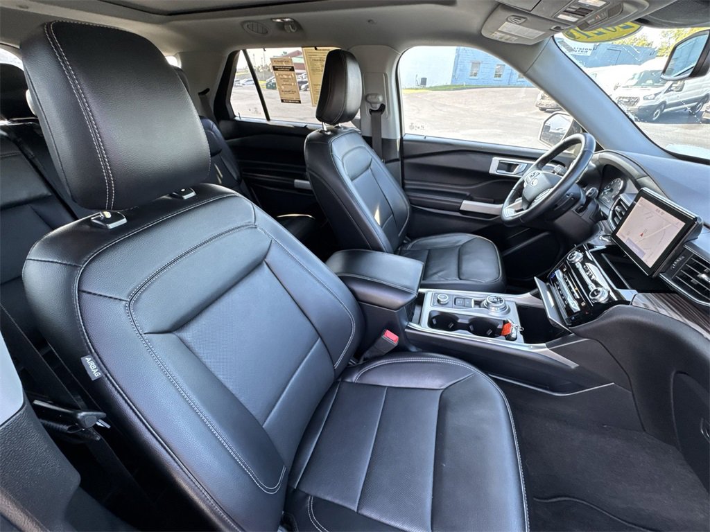Used 2021 Ford Explorer Limited image 26