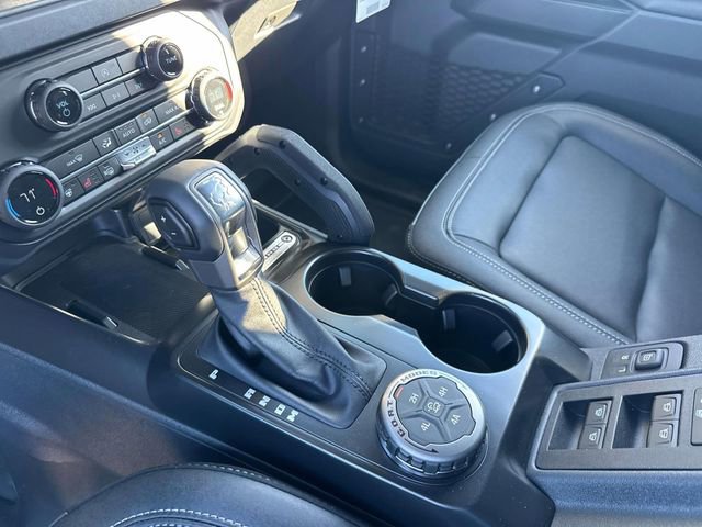 New 2025 Ford Bronco Badlands w/ Sasquatch Package image 29