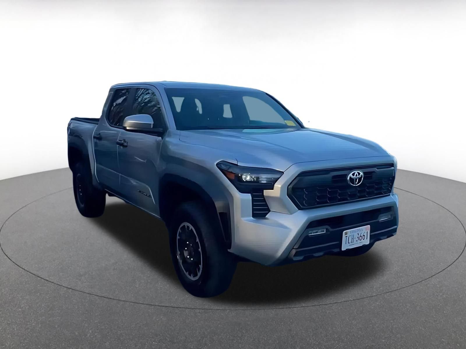 Used 2025 Toyota Tacoma TRD Off-Road image 3