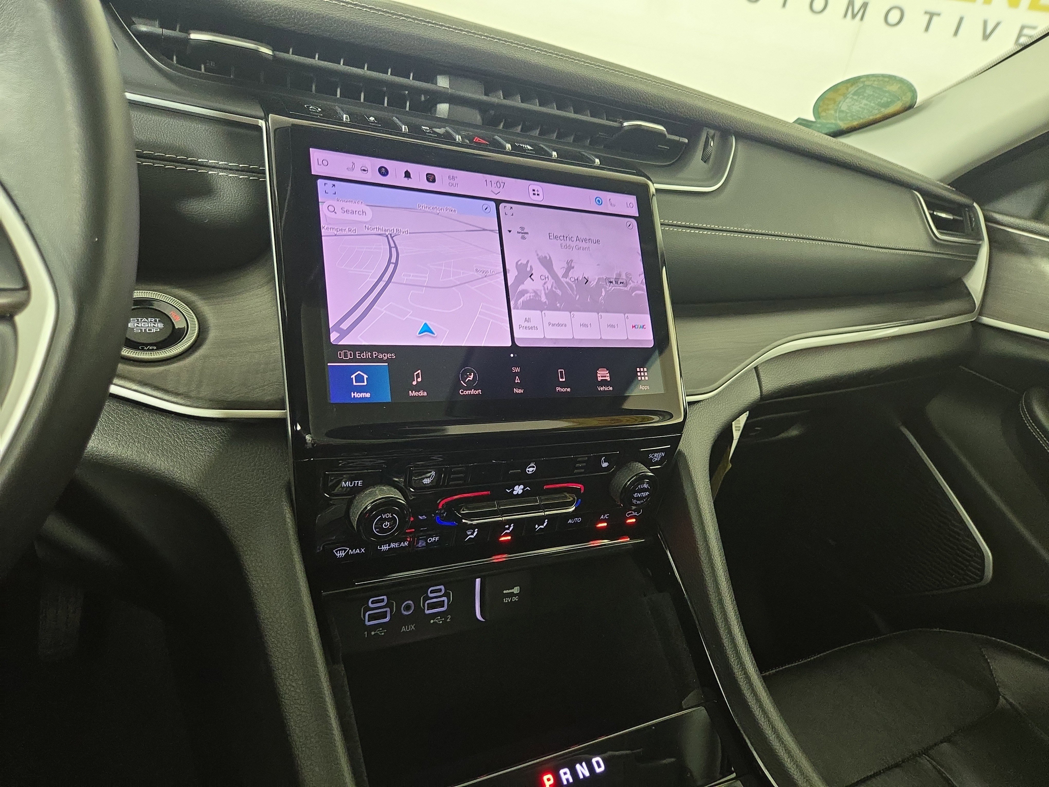 Used 2022 Jeep Grand Cherokee Limited AWD/4WD image 23