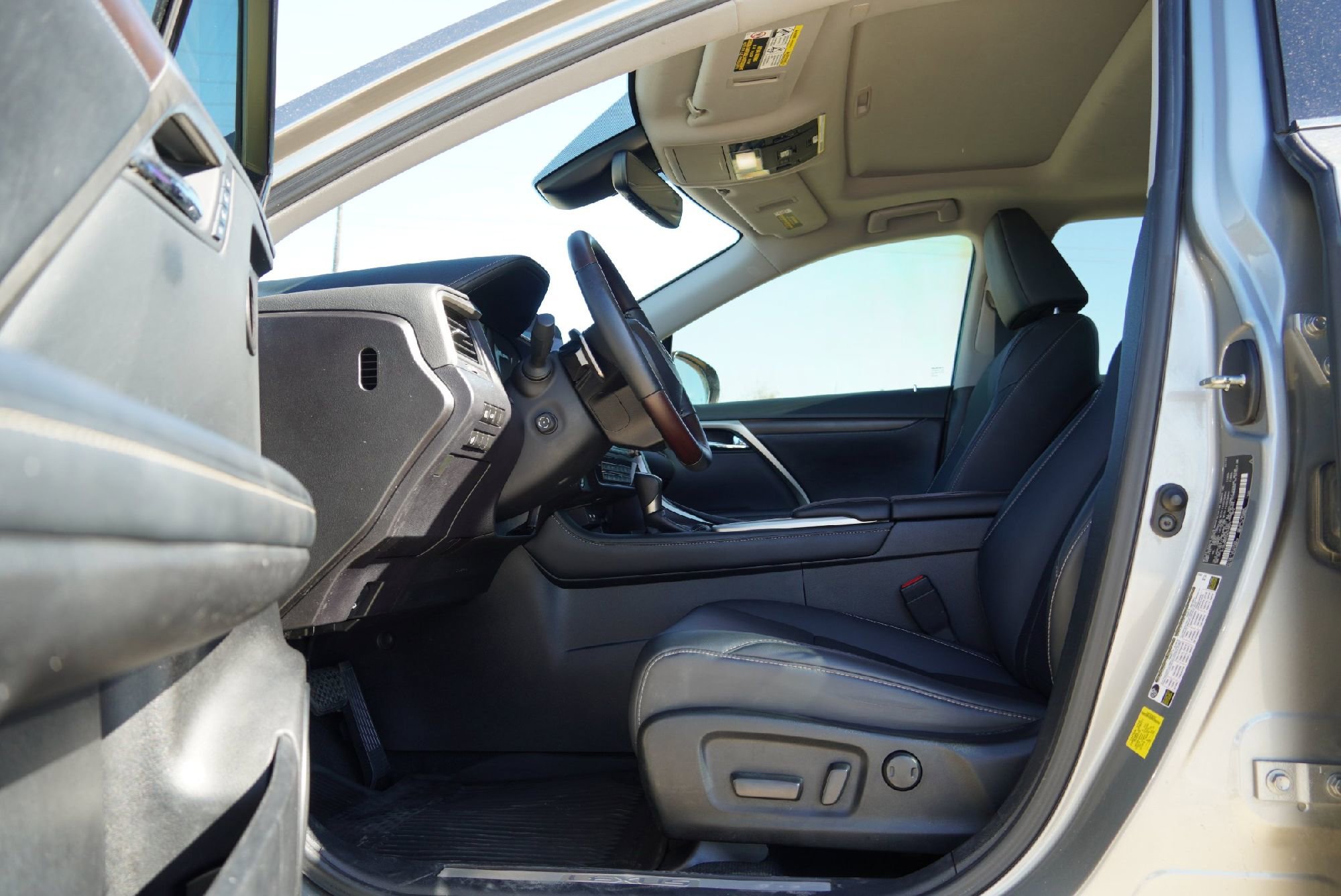 Used 2022 Lexus RX 350 AWD w/ Premium Package image 30