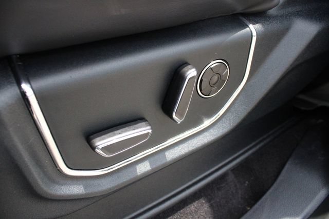 Used 2021 Ford Expedition Platinum AWD/4WD image 3
