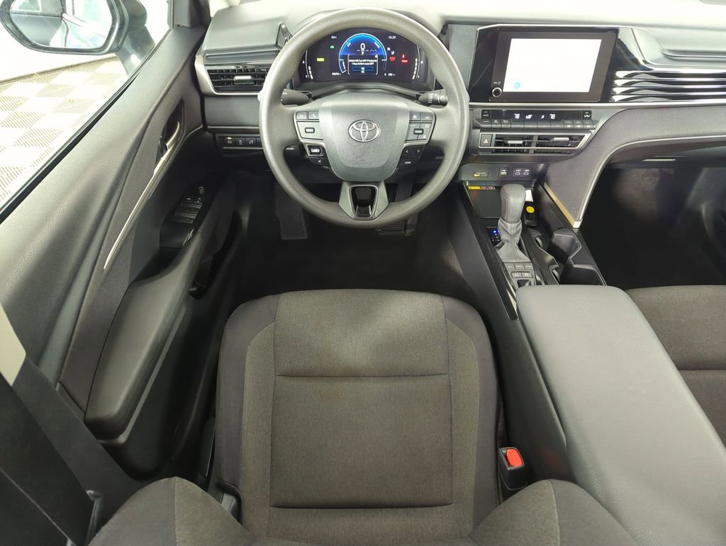 Used 2025 Toyota Camry LE FWD image 14