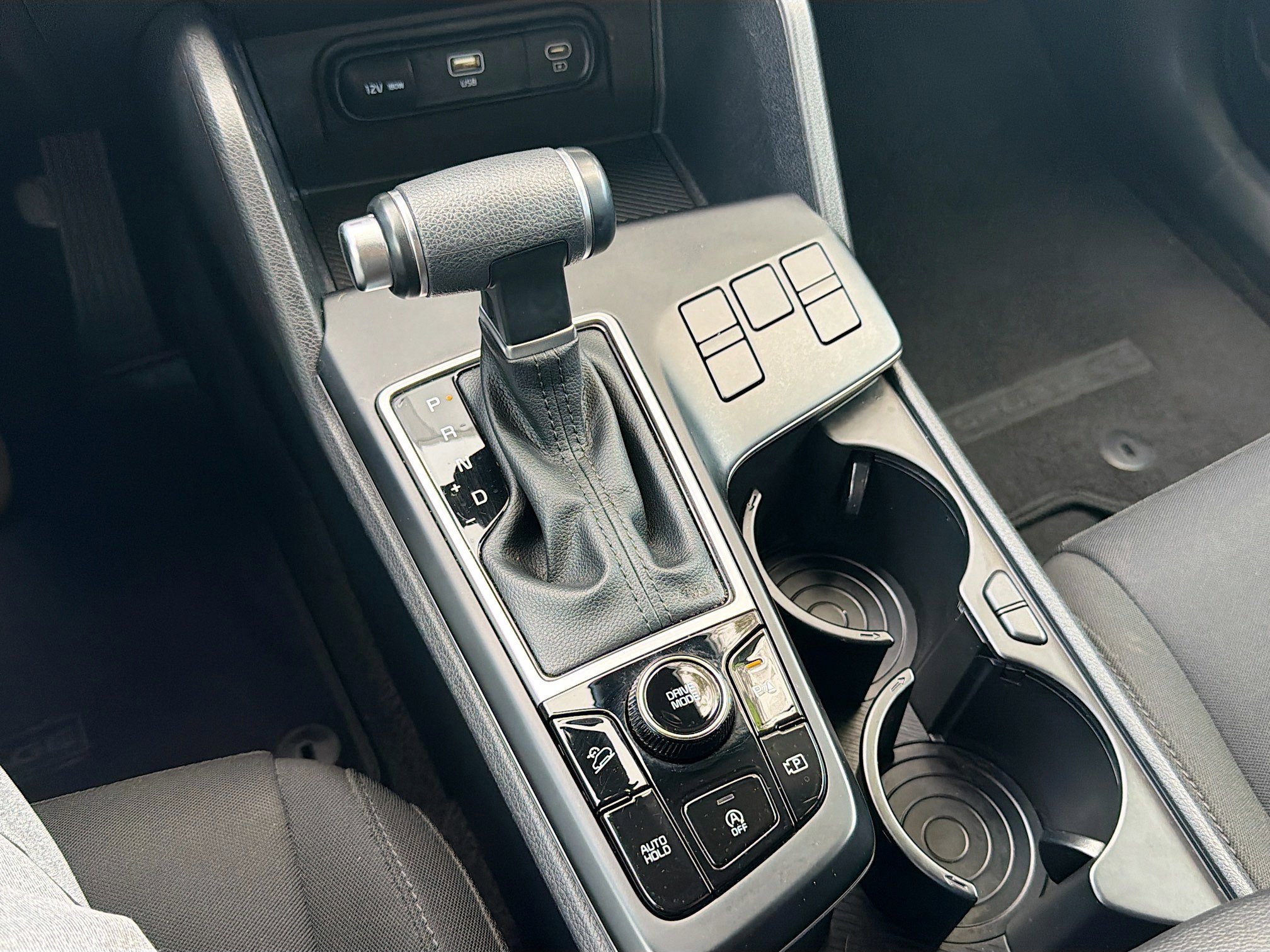 Used 2024 Kia Sportage LX image 26