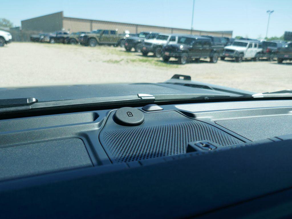 New 2026 Ford Bronco Raptor AWD/4WD image 20