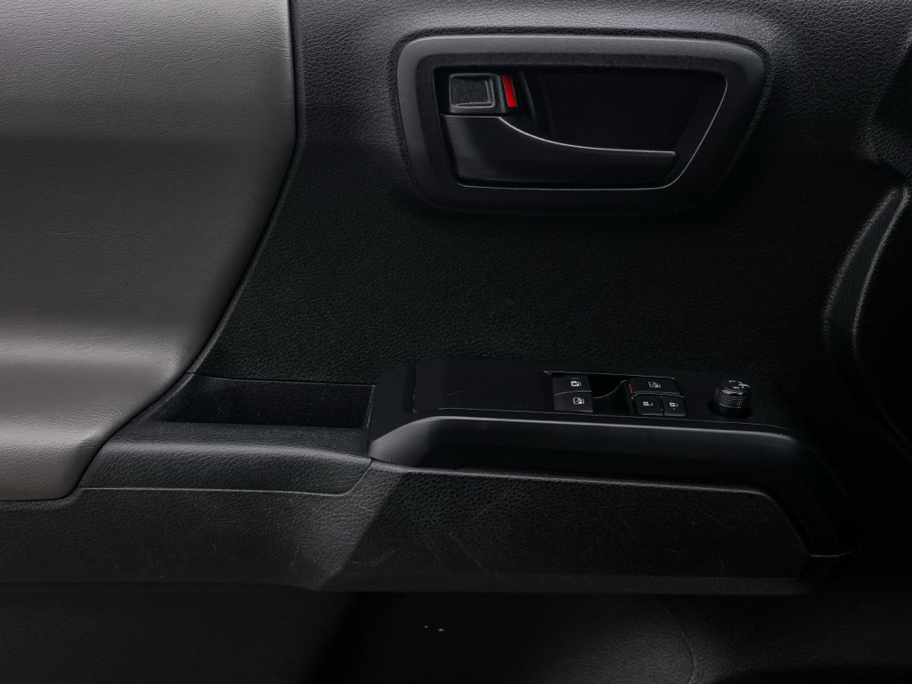 Used 2022 Toyota Tacoma SR image 26