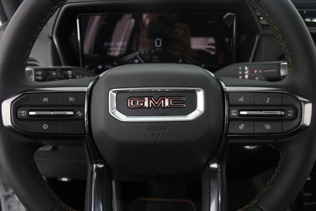 New 2026 GMC Terrain AT4 w/ Convenience Package III image 15